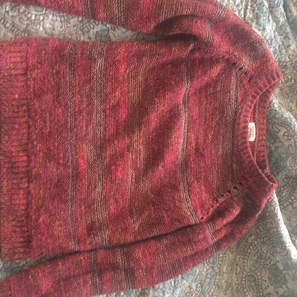 Sweater - Picture 4 of 5